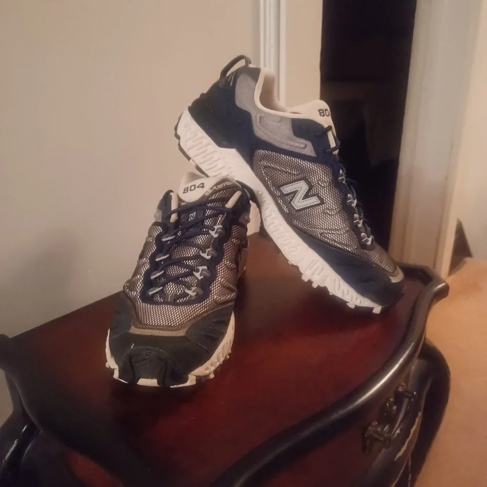 804 New Balance Sneakers - Picture 2 of 2